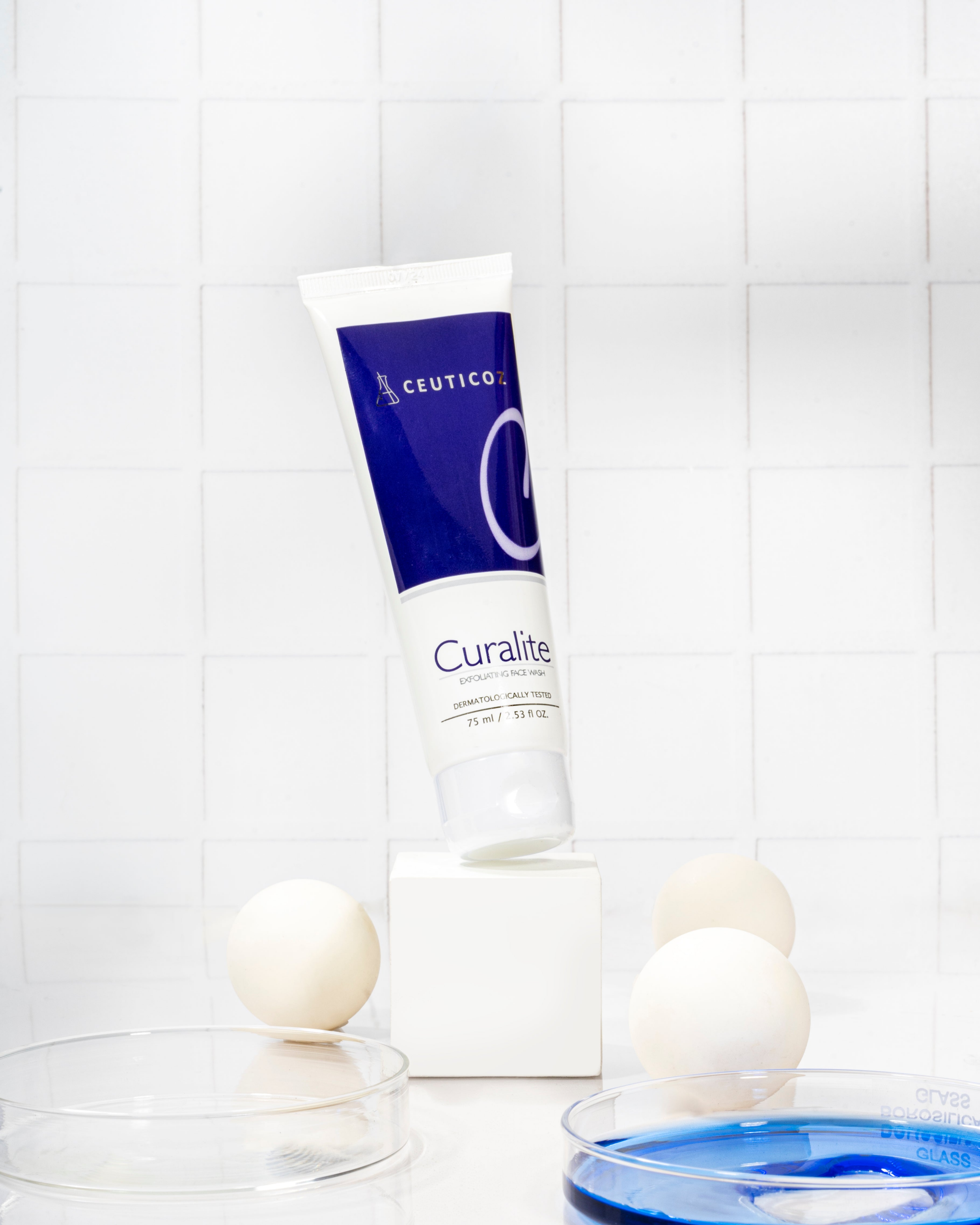 CURALITE - Exfoliating Face Wash - Net Wt. - 75 Ml